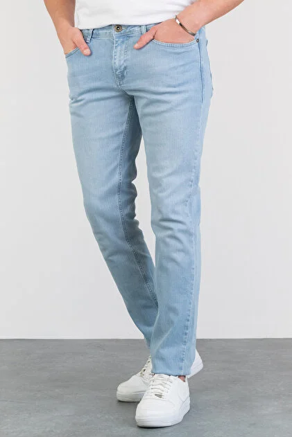 Slim Fit Jean